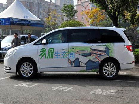 赣州户外车贴喷绘如何保持效果?